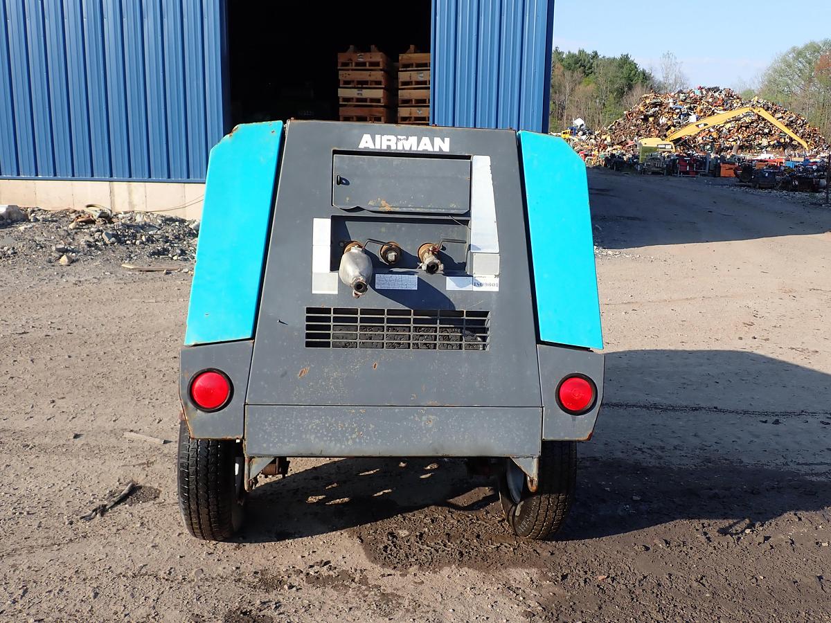 Used 2002 Airman PDS185S 185 CFM Air Compressor