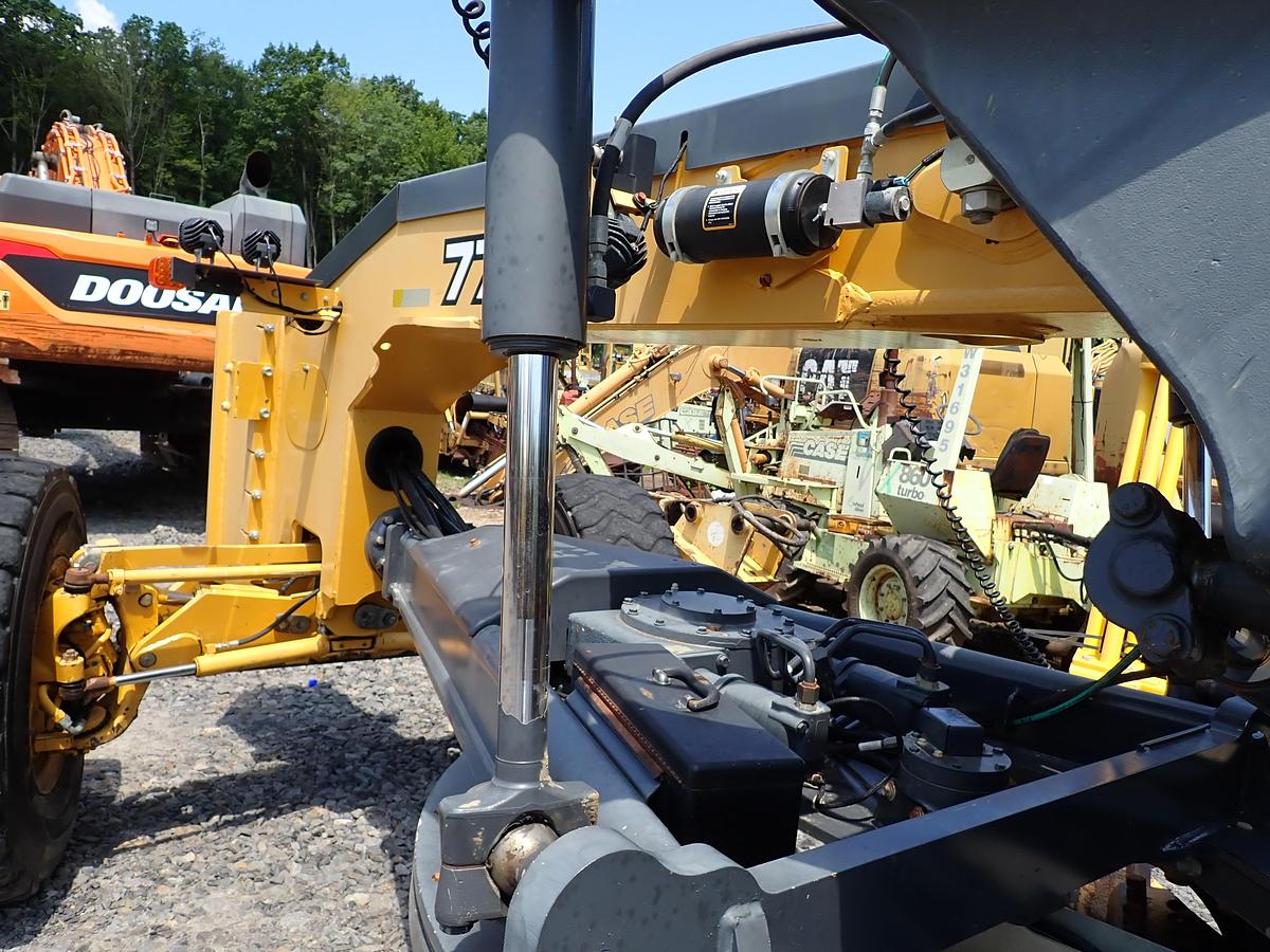 Used 2016 John Deere 772GP Motor Grader w/ GPS