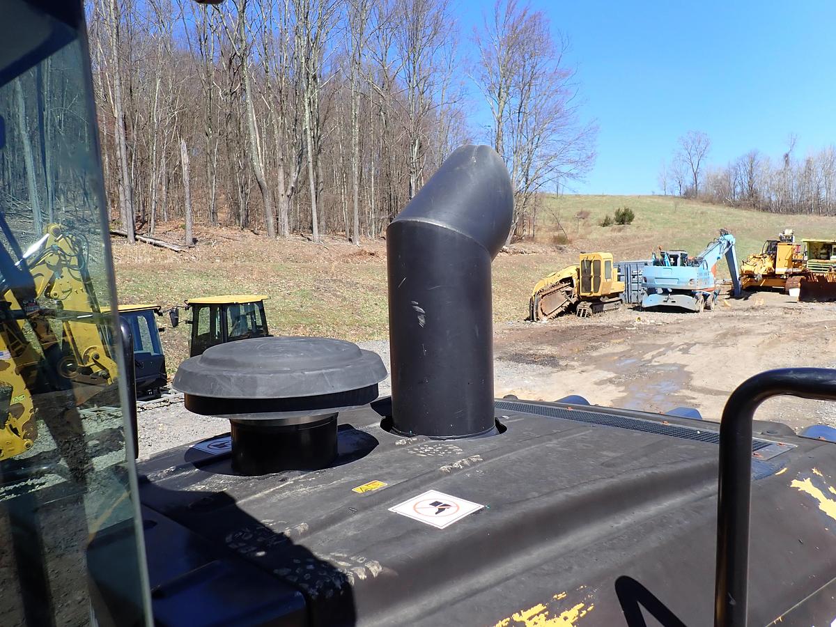 Used 2019 CAT 966M Wheel Loader Q/C & FORKS