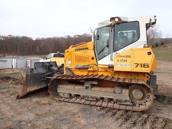 Used 2018 Liebherr PR716 LGP Crawler Dozer LOW HOURS! 6 Way Blade 30" Pads A/C