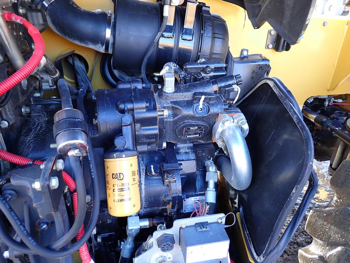 Used 2019 CAT TL1255D