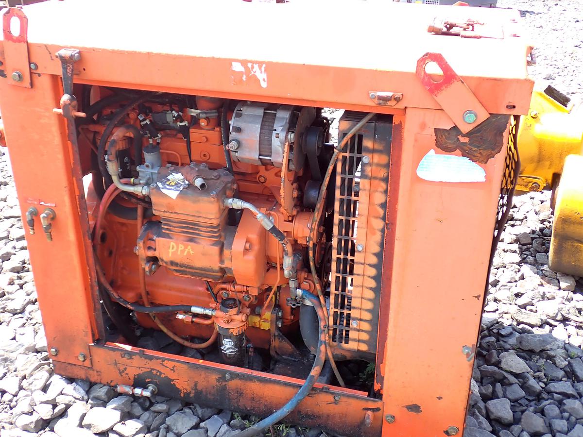 Used 2009 John Deere 4045HF285