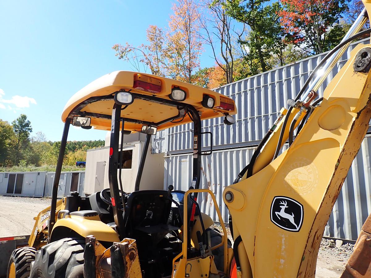 Used 2011 John Deere 110 Loader Backhoe
