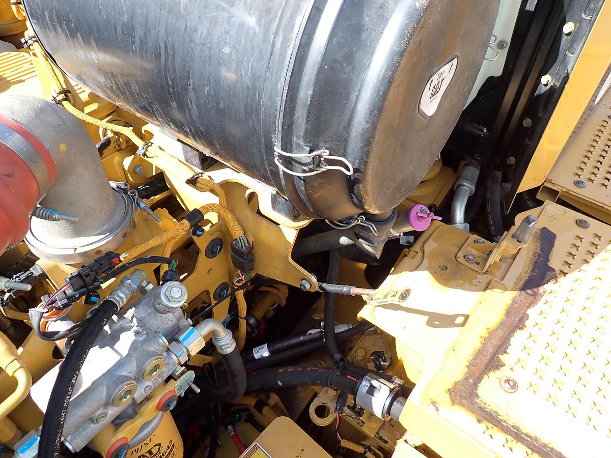 Used 2014 CAT 740B Articulated Truck