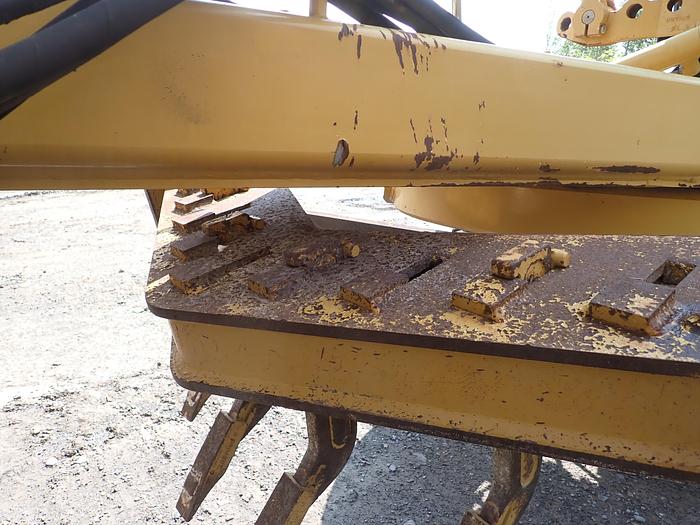 Used 2015 CAT 120M2 AWD