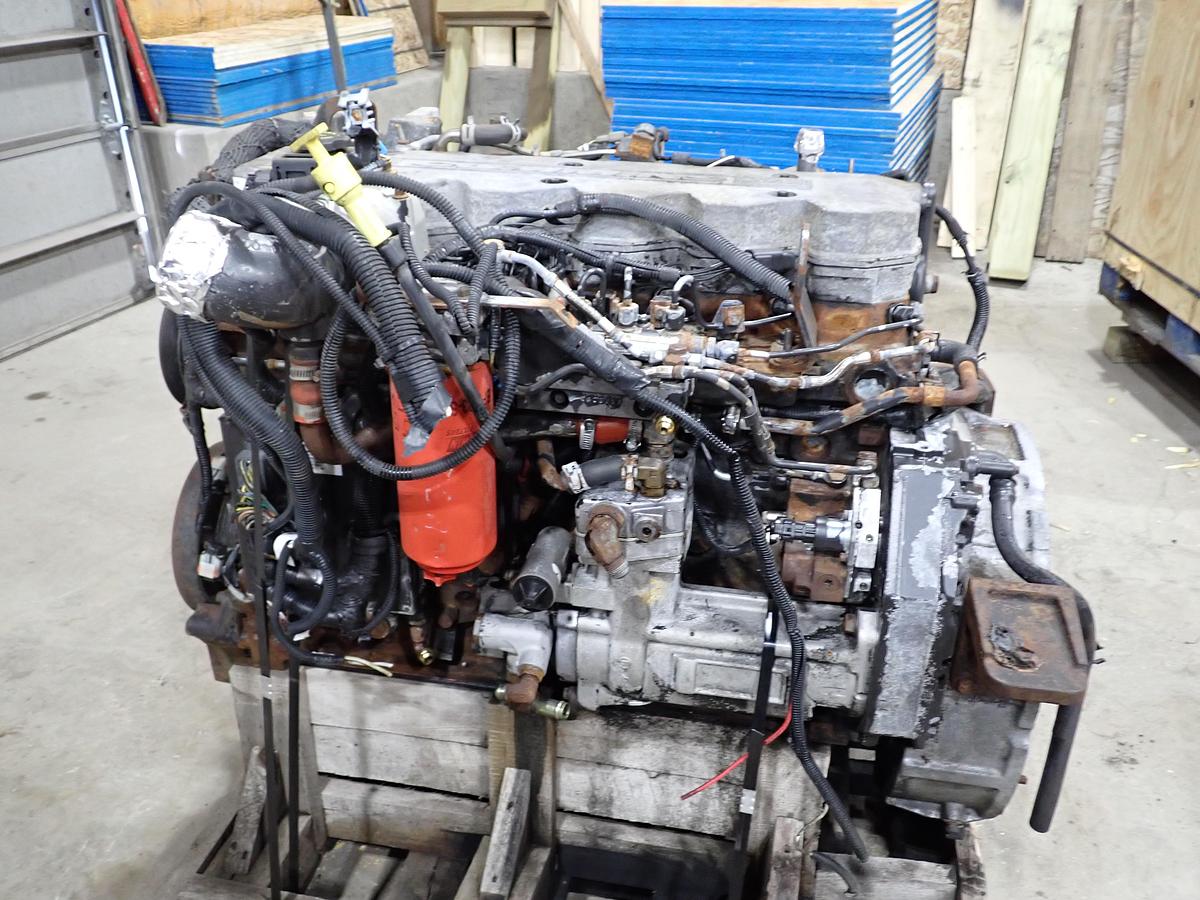 Used 2006 Cummins ISB 245 5.9 Liter Truck Engine CPL 8135