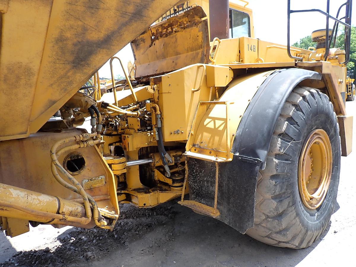 Used 1991 CAT D350D Articulated Haul Truck