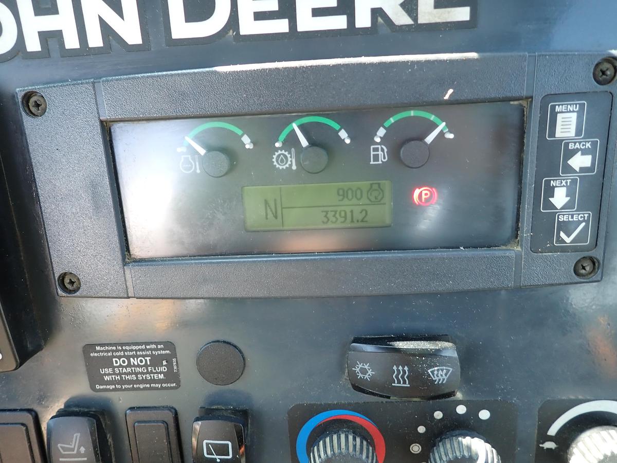 Used 2018 John Deere 410L Loader Backhoe LOADED! Q/C FORKS EXTENDAHOE