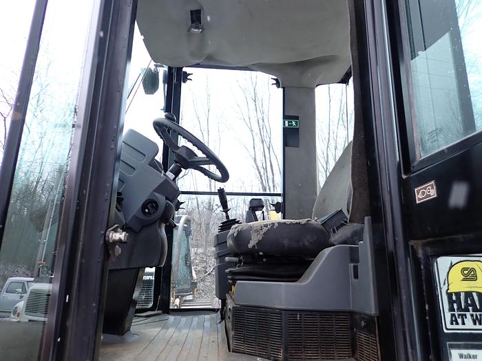 Used 2007 Caterpillar CS-563E Vibratory Compactor