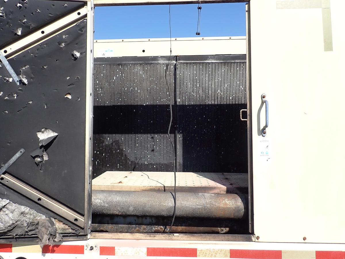 Used 2010 Doosan HP1600 1600 CFM Air Compressor