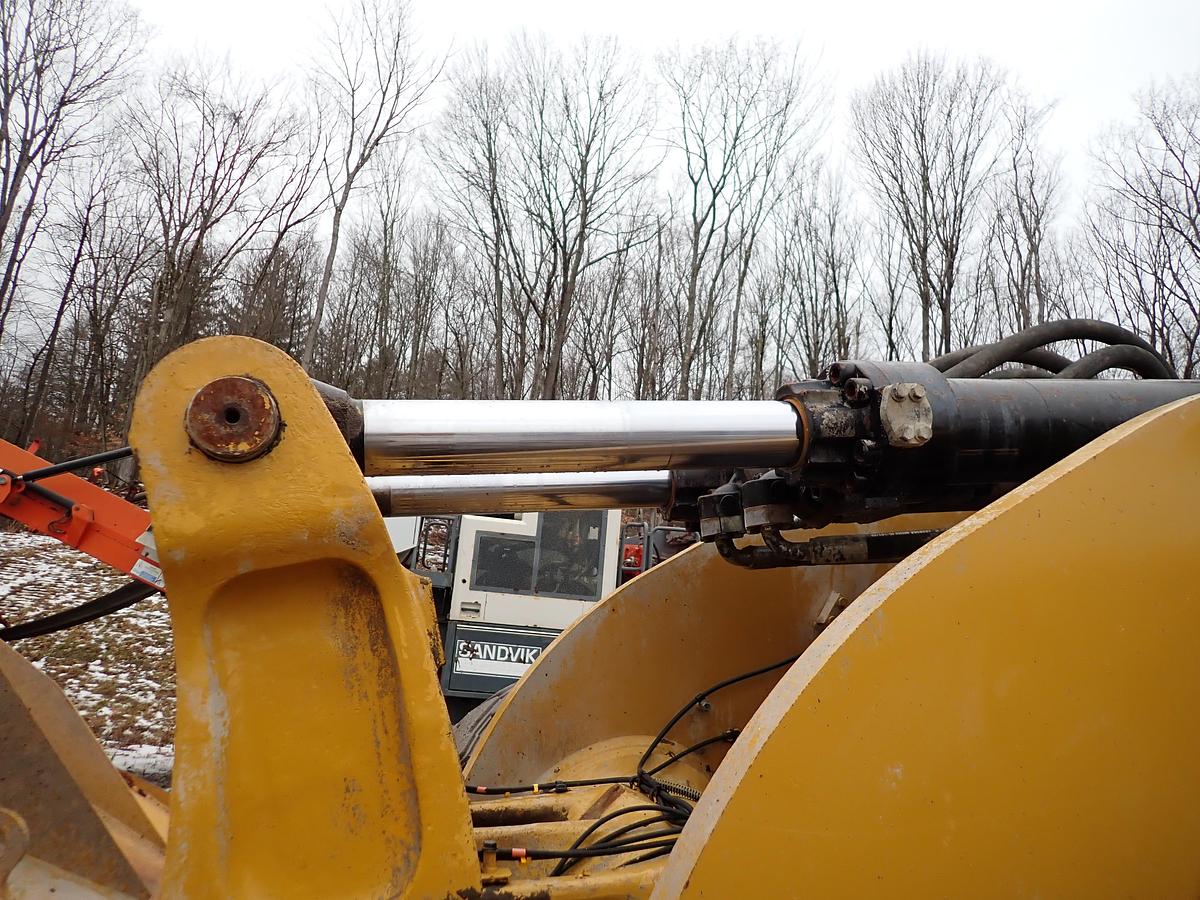 Used 2018 CAT 980M Wheel Loader