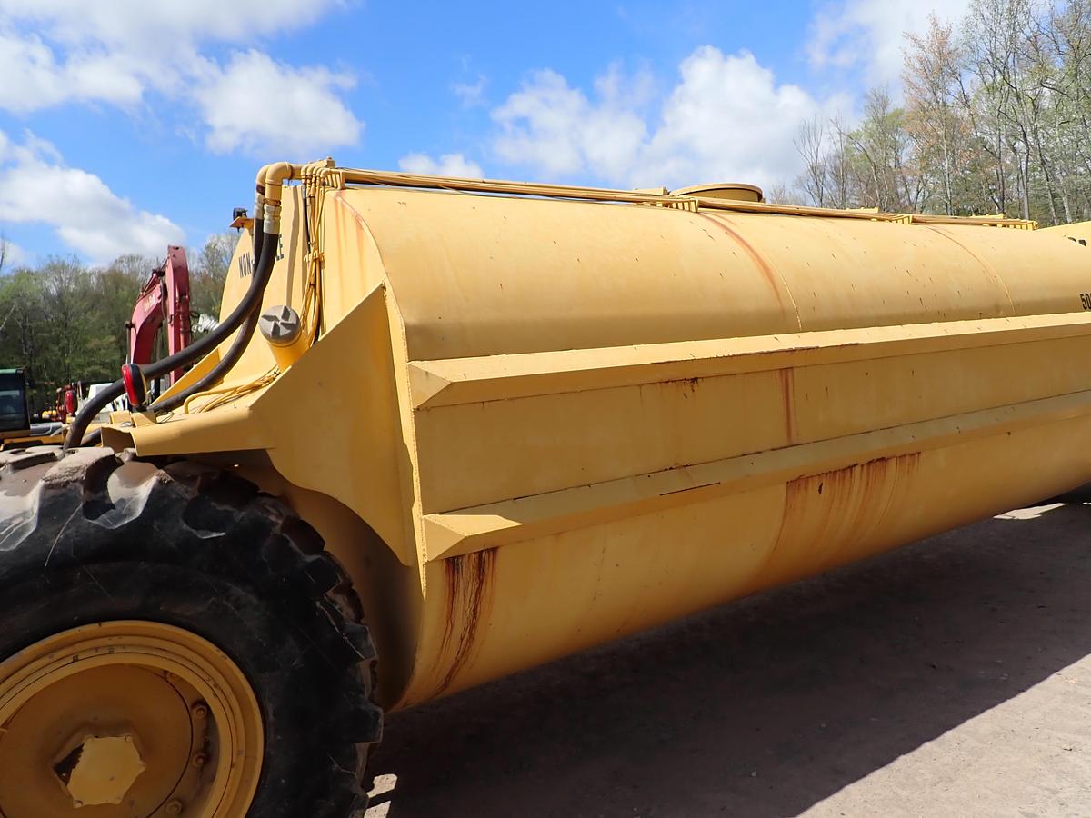 Used 1979 CAT 613B 5000 Gallon Water Wagon