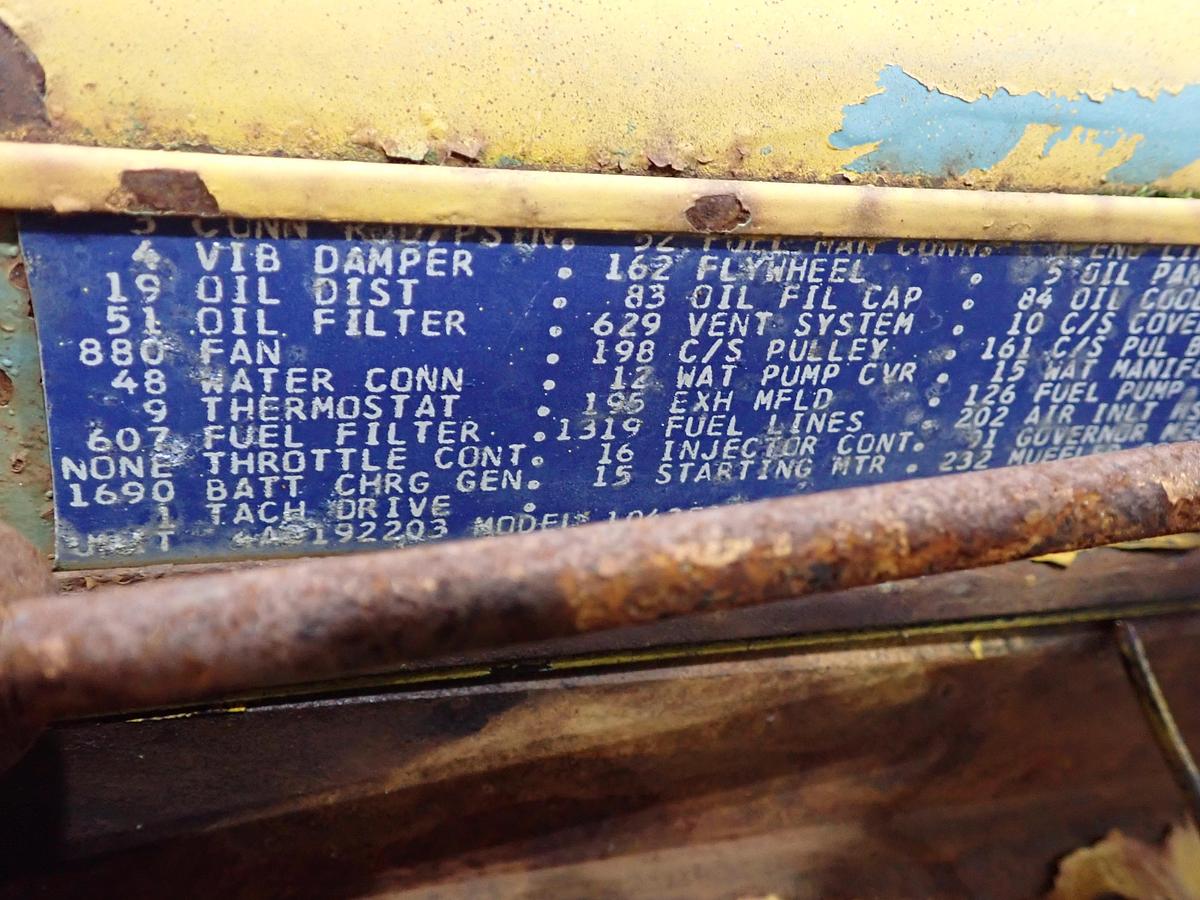 Used Detroit Diesel 4-71 Engine RIGHT HAND EXHAUST 1043-5100