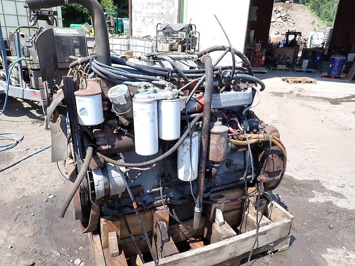 Used 1989 Mack E6-350 4 Valve Diesel Engine