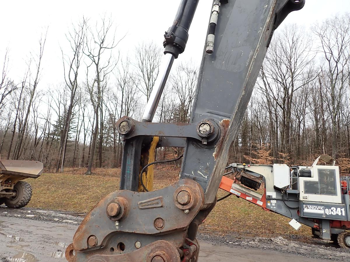 Used 2020 John Deere 300G LC Hydraulic Excavator