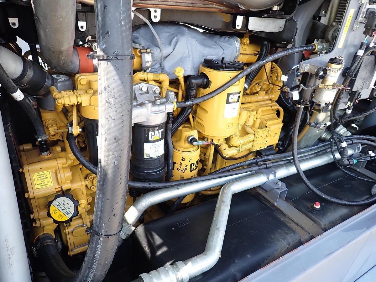 Used 2020 Atlas Copco XAS950CD8 950 CFM Air Compressor 842 HOURS