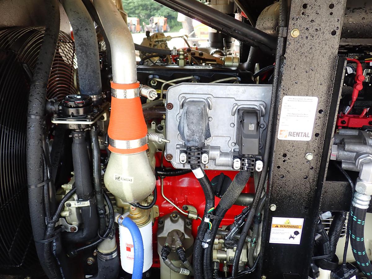 Used 2023 Doosan P425/HP375 Air Compressor 512 HOURS