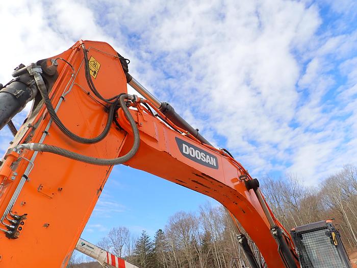 Used 2021 Doosan DX490LC-5