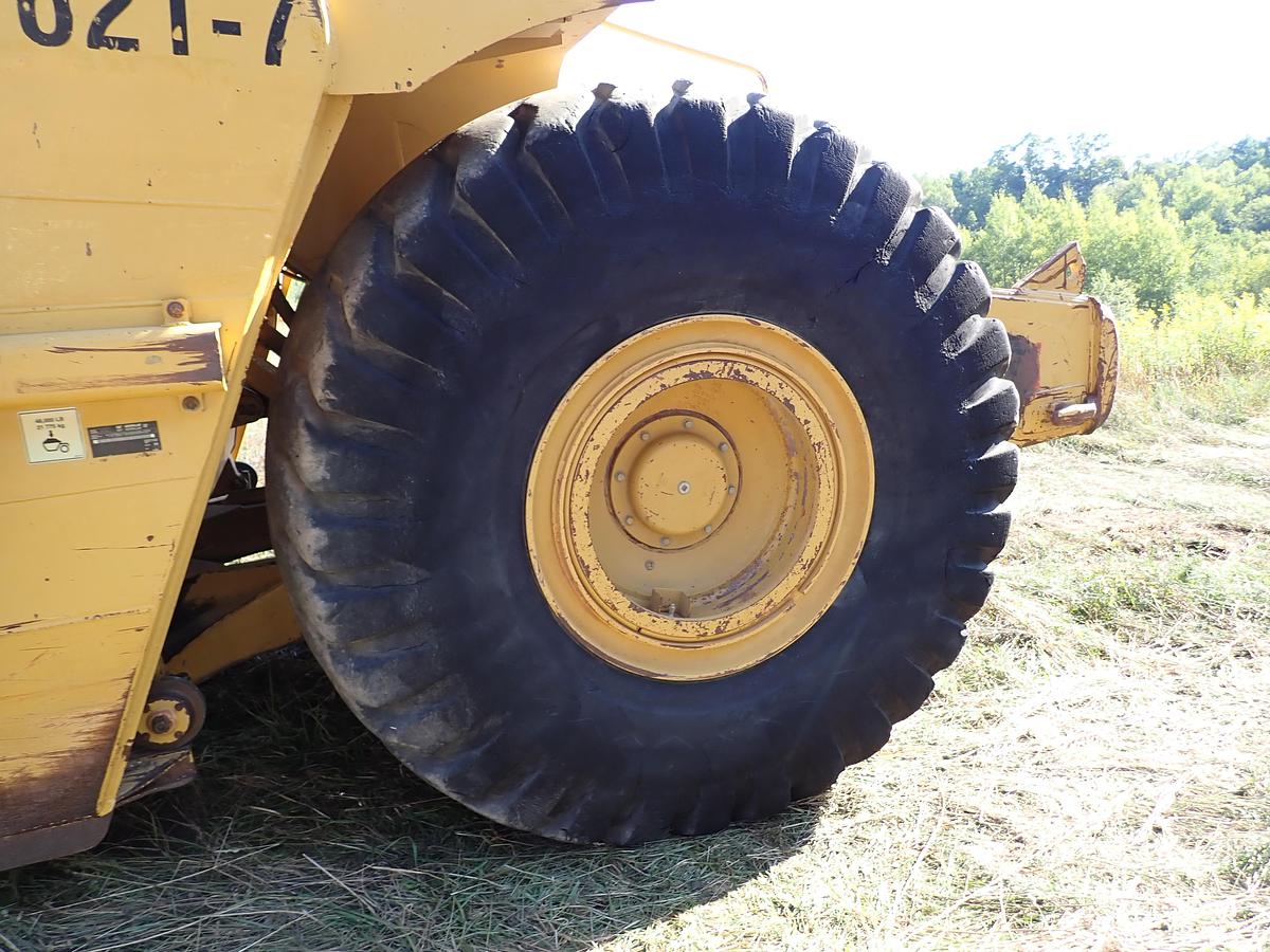 Used 2007 CAT 621G Motor Scraper