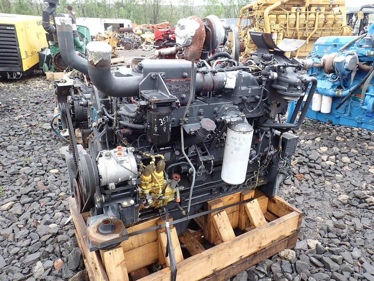 Used 2002 Komatsu SAA6D125E-3 Diesel Engine