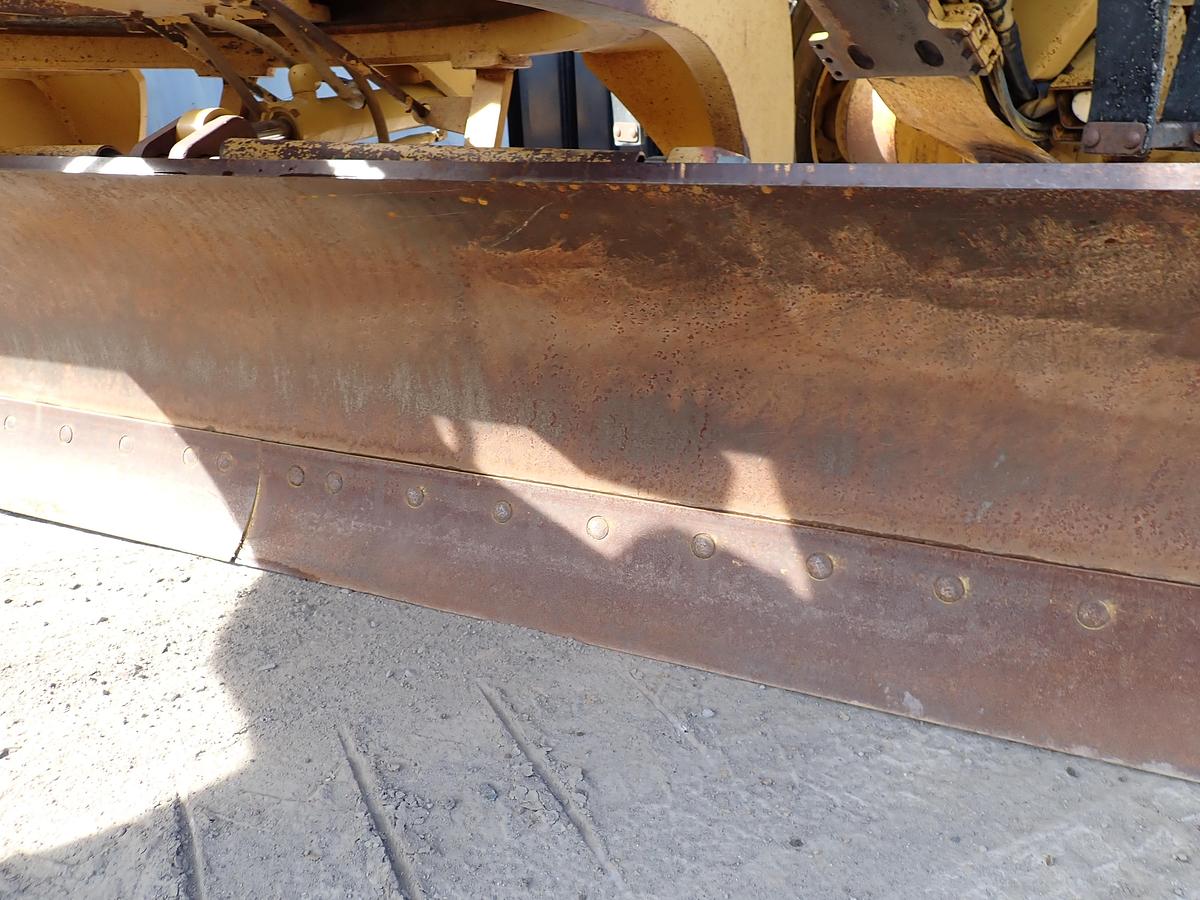 Used 1998 CAT 163H Motor Grader