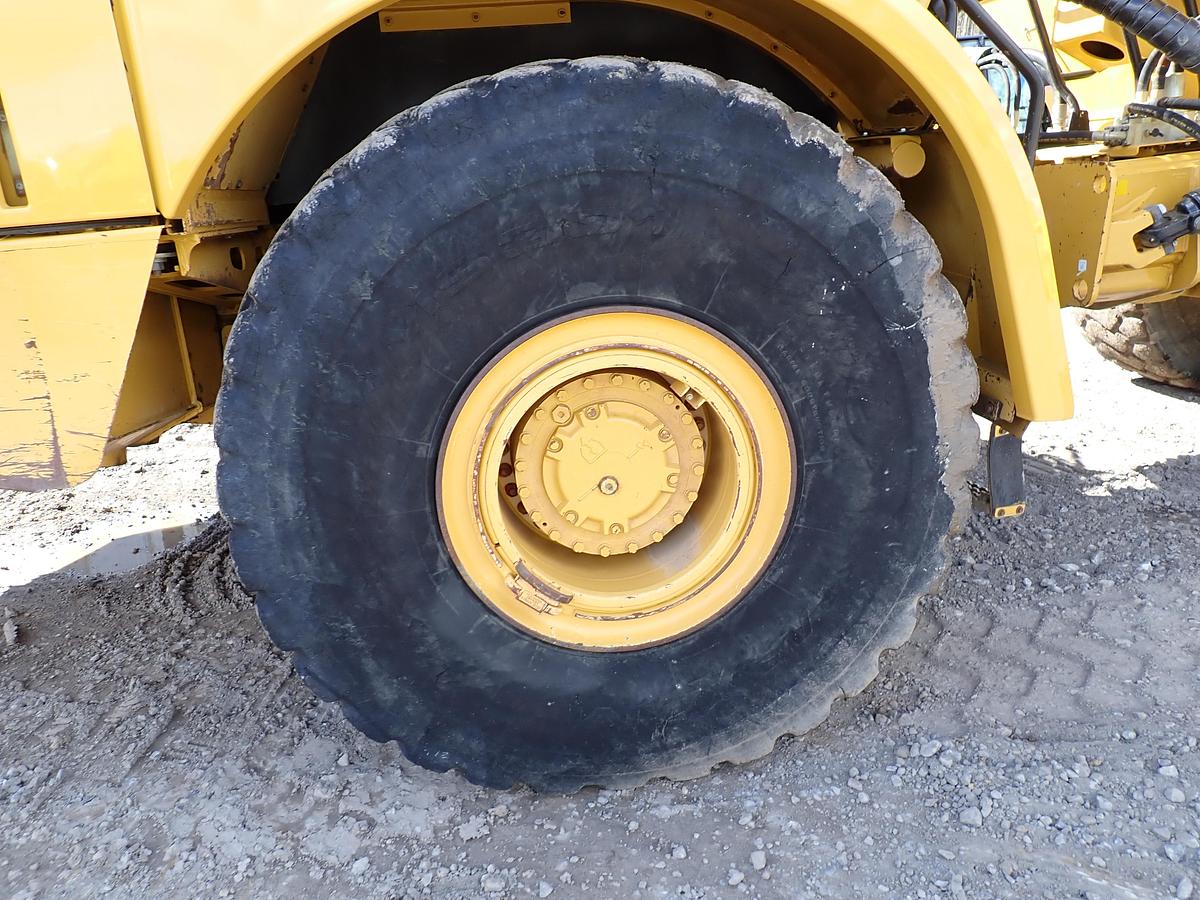 Used 2014 CAT 740B Articulated Truck