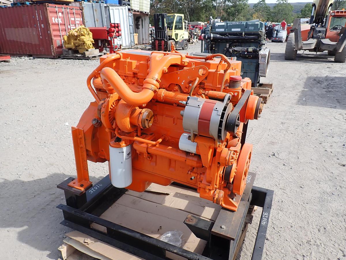 Refurbished 2001 International DT530E Diesel Engine IC225D 8.7 LITER REBUILT!