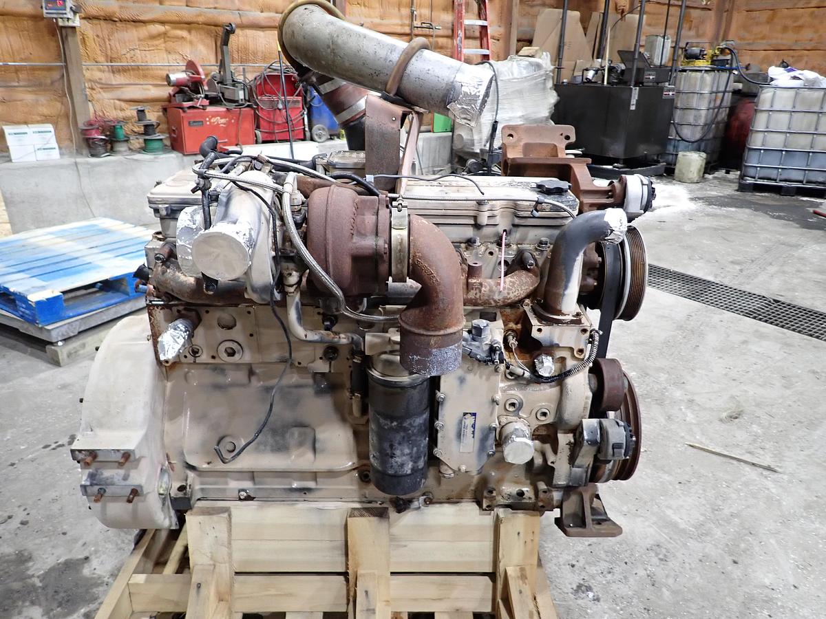Used 2011 Cummins C8.3-300E Diesel Engine CPL 8692 ISC 8.3