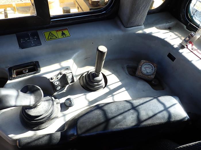 Used 2006 CAT D7R LGP II Crawler Dozer NEW UNDERCARRIAGE!