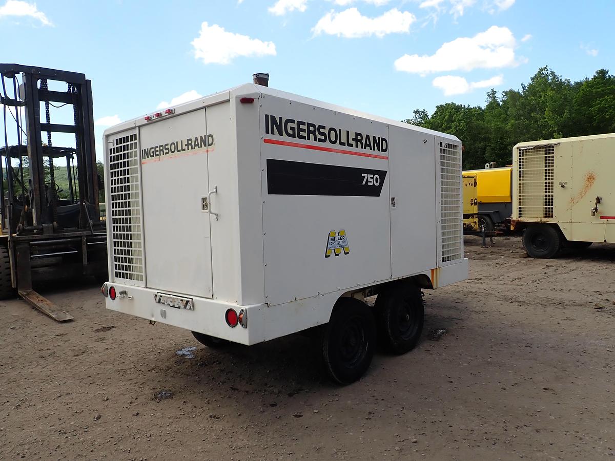 Used 1986 Ingersoll Rand P750WCU 750 CFM Air Compressor