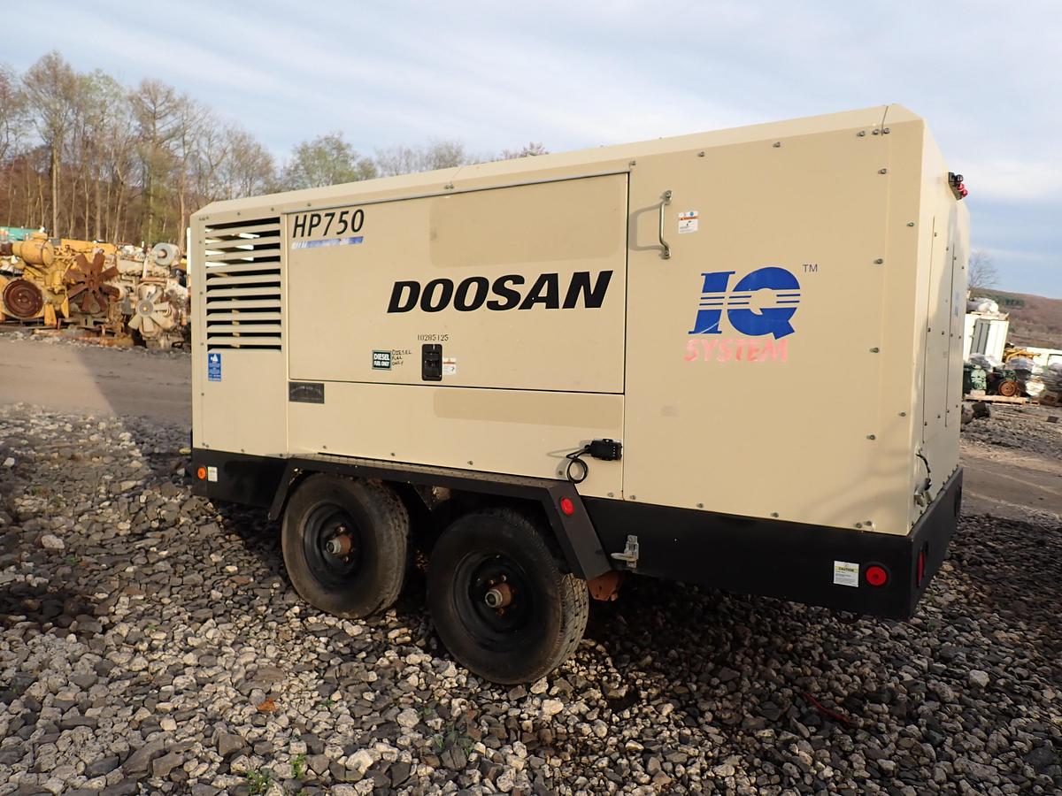 Used 2014 Doosan HP750WCU IQ 750 CFM Air Compressor