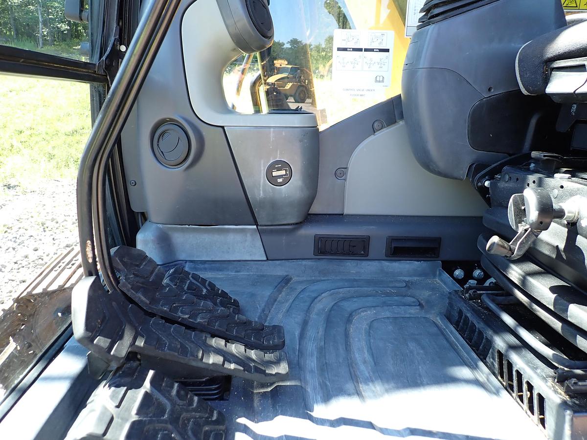 Used 2018 CAT 313FL GC Excavator HYDRAULIC THUMB