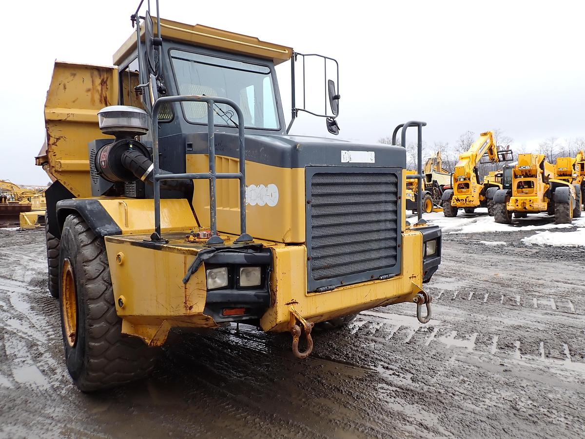 Used 2000 John Deere 300C Articulated Haul Truck