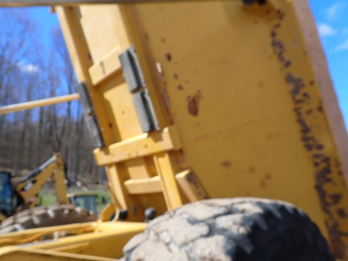 Used 2014 CAT 740B Articulated Truck