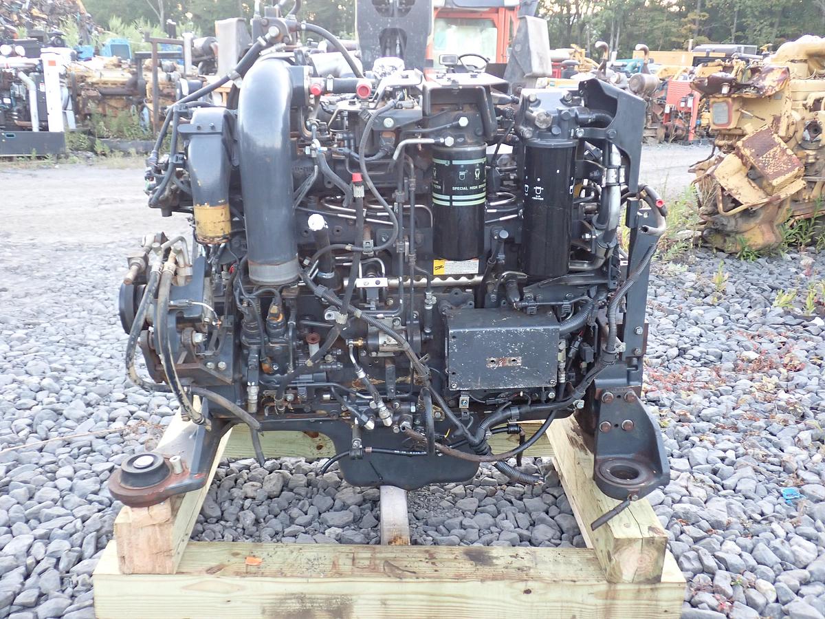 Used 2015 Komatsu SAA6D125E-7 Diesel Engine PC490LC-11 EXCAVATOR