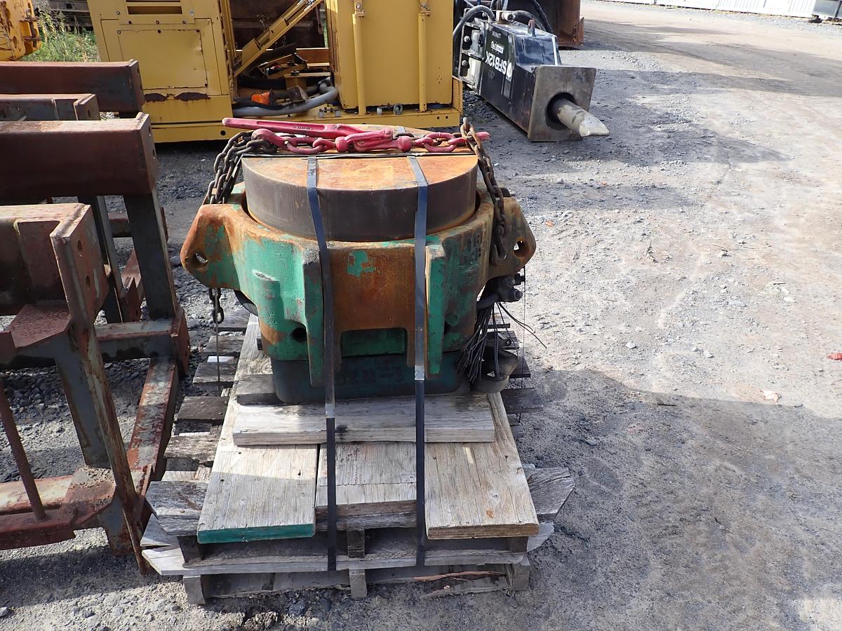 Used ICE I-19V2 Pile Driver Hammer