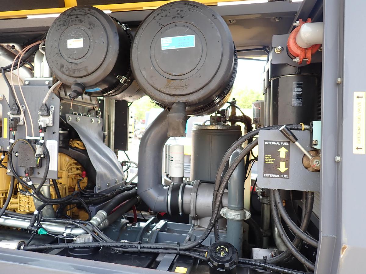 Used 2020 Atlas Copco XAS950CD8 950 CFM Air Compressor 842 HOURS