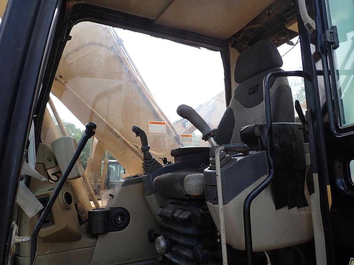 Used 2001 CAT 320CL Hydraulic Excavator