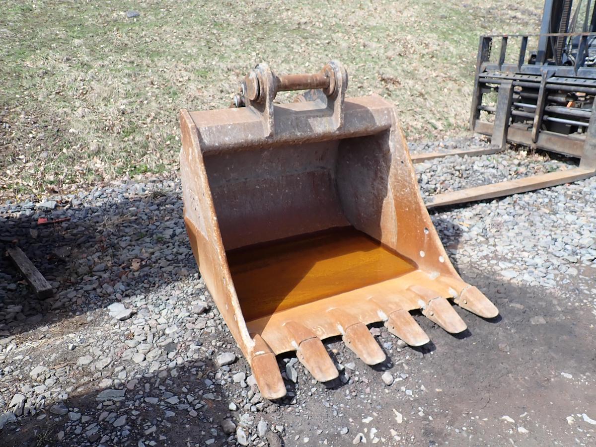 Used 2015 CAT 329FL Hydraulic Excavator