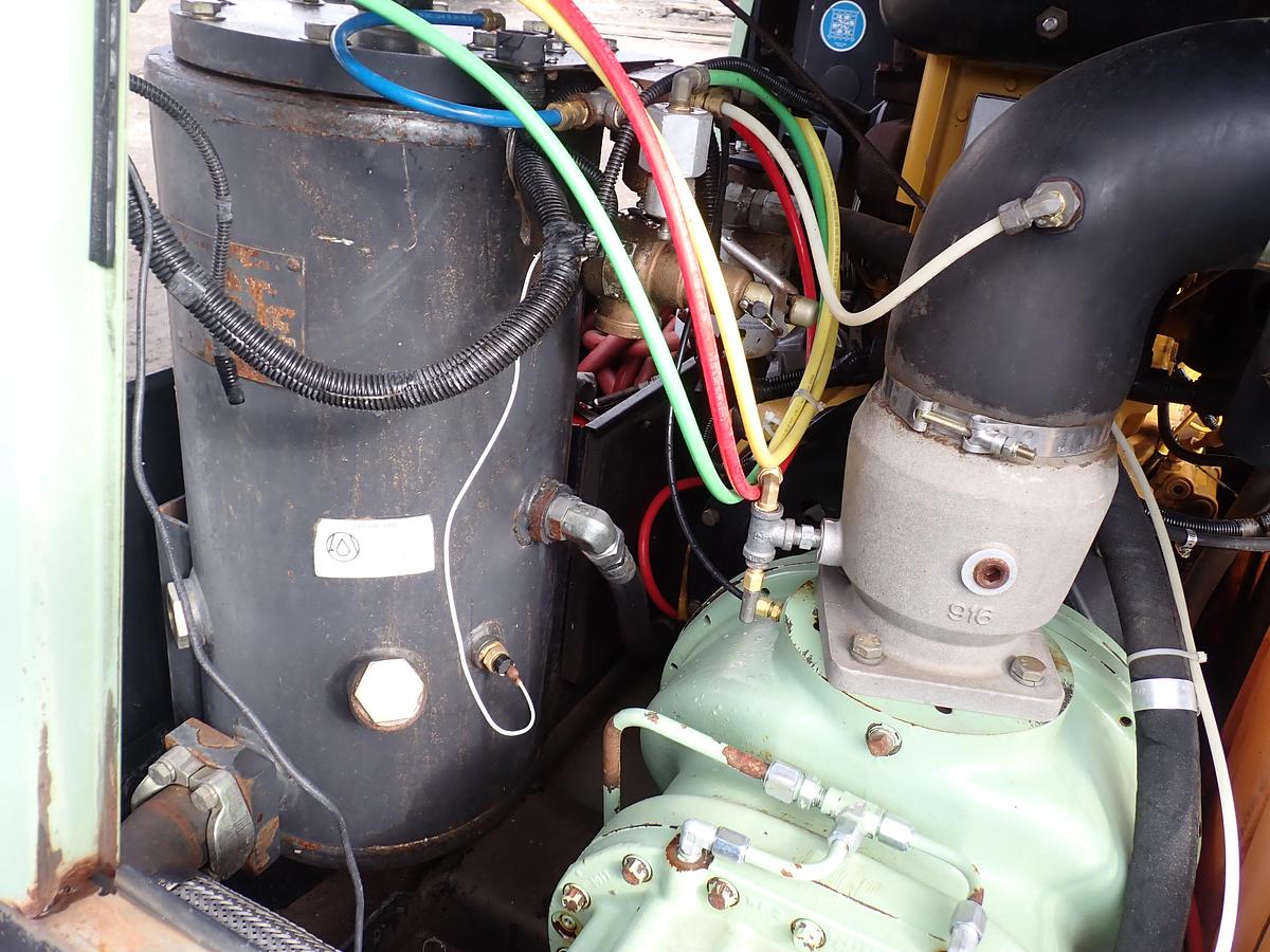 Used 2008 Sullair 375HH 375 CFM Air Compressor 200 PSI 49 ORIGINAL HOURS!