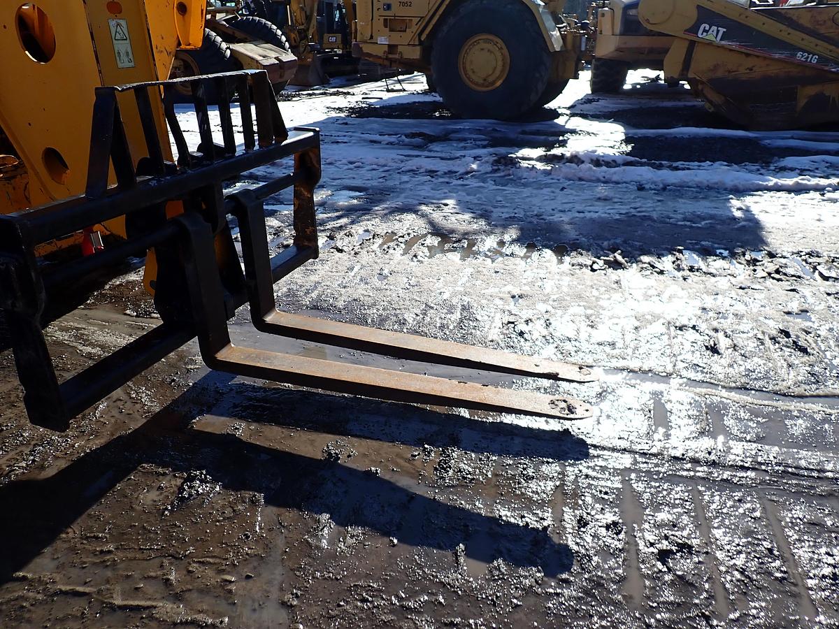 Used 2018 JCB 510-56 10K Telehandler