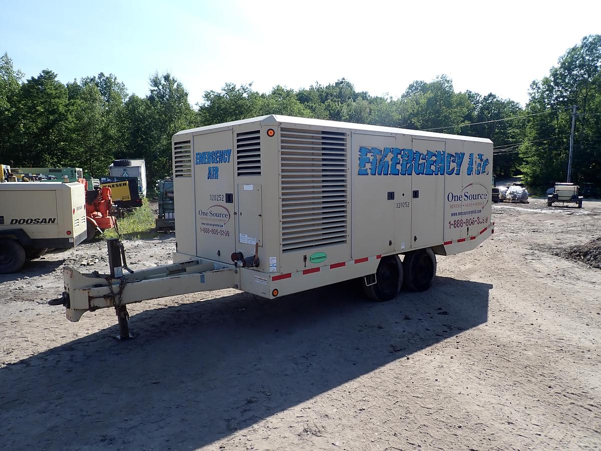 Used 2010 Doosan HP1600 1600 CFM Air Compressor 