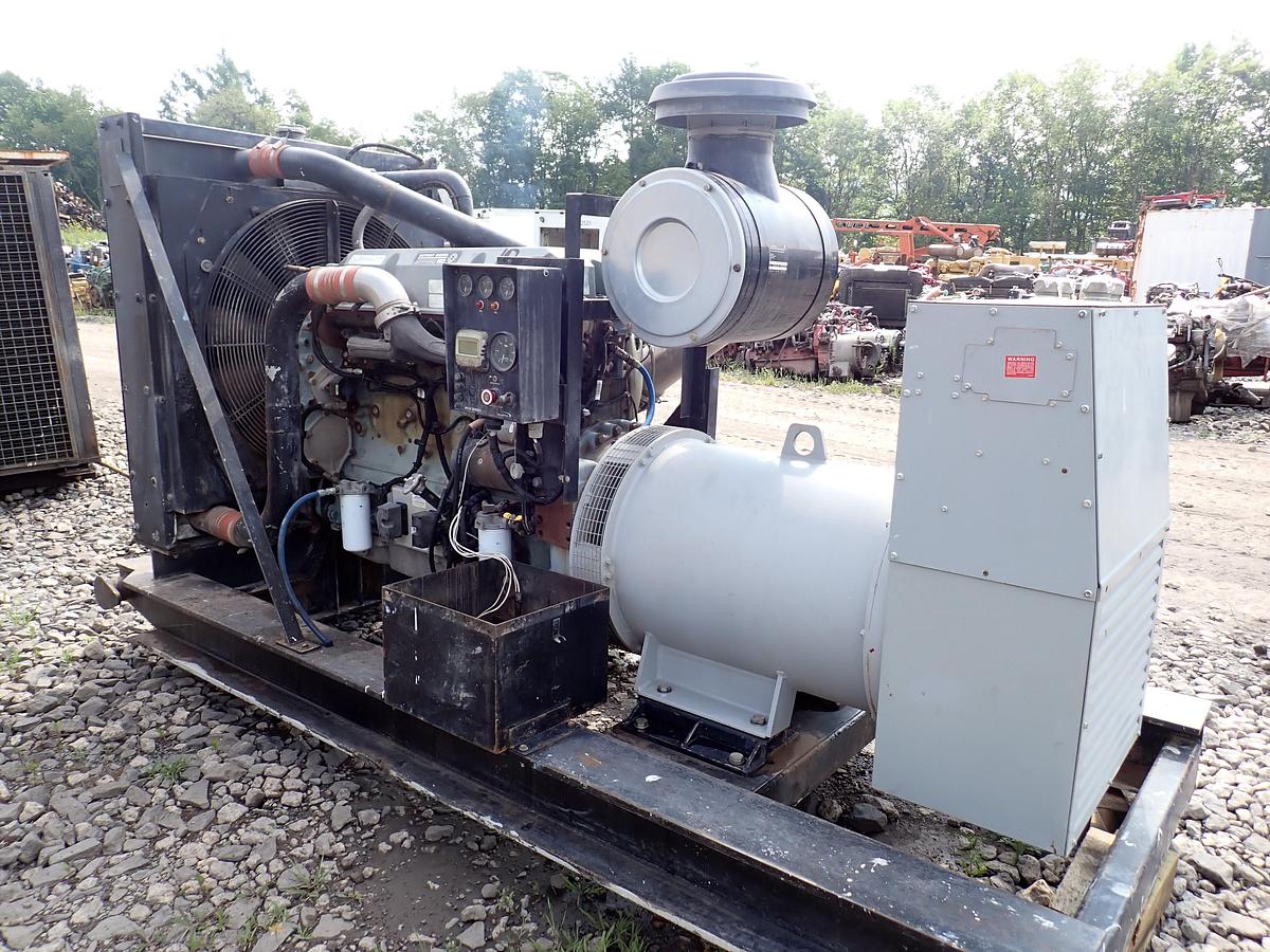Used 2006 Detroit Diesel 350 KW Generator