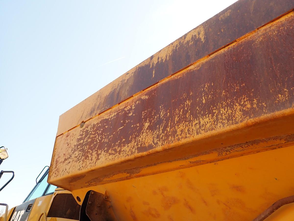 Used 2012 CAT 740B Articulated Haul Truck w/ TAILGATE