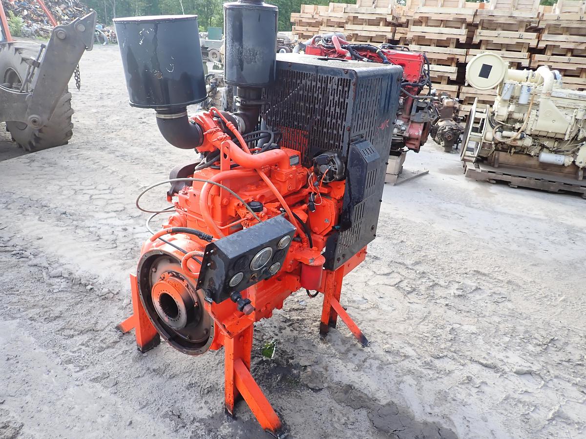 Used 1999 John Deere 4045TF150 Diesel Engine POWER UNIT 115 HP