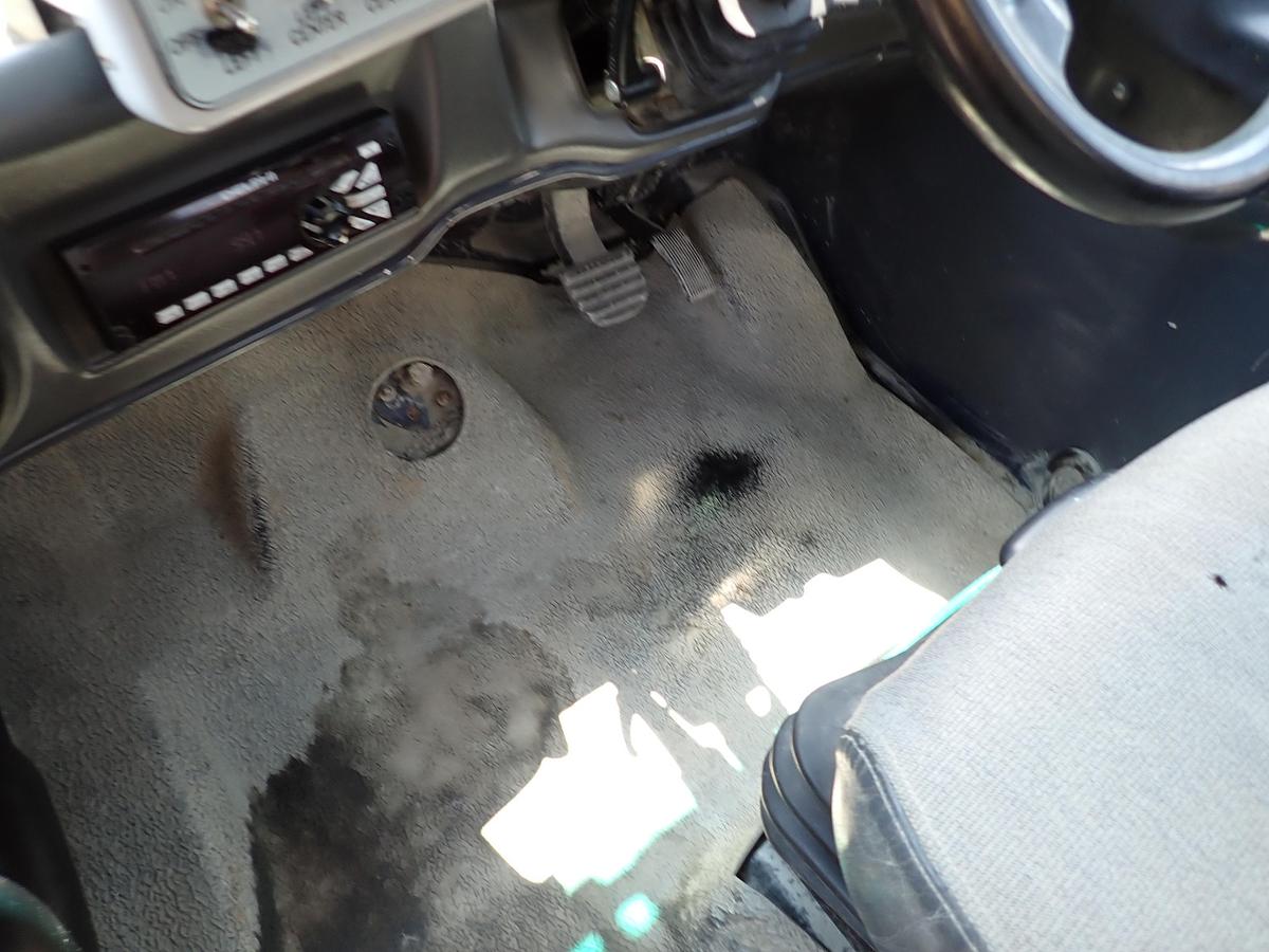 Used 2015 John Deere 460E Articulated Water Truck 9000 GALLON