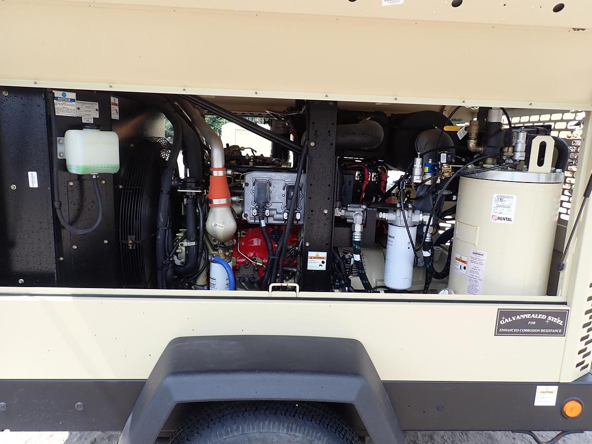 Used 2023 Doosan P425/HP375 Air Compressor 1078 HOURS
