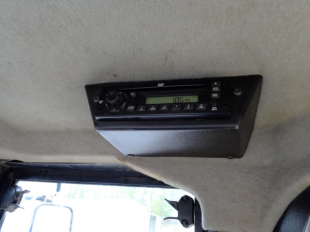Used 2010 CAT 938H