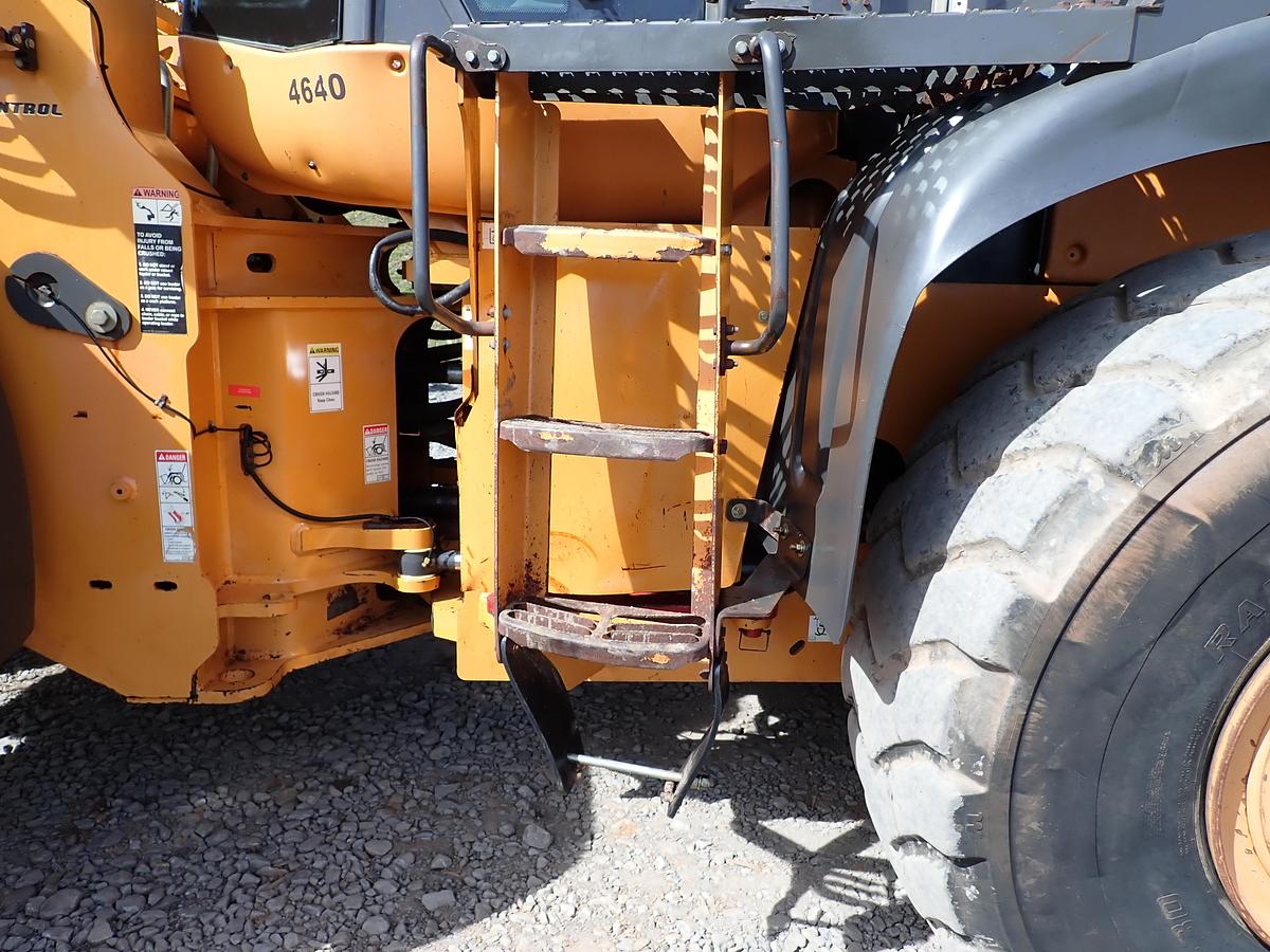Used 2012 Case 1021F Wheel Loader 5700 HOURS