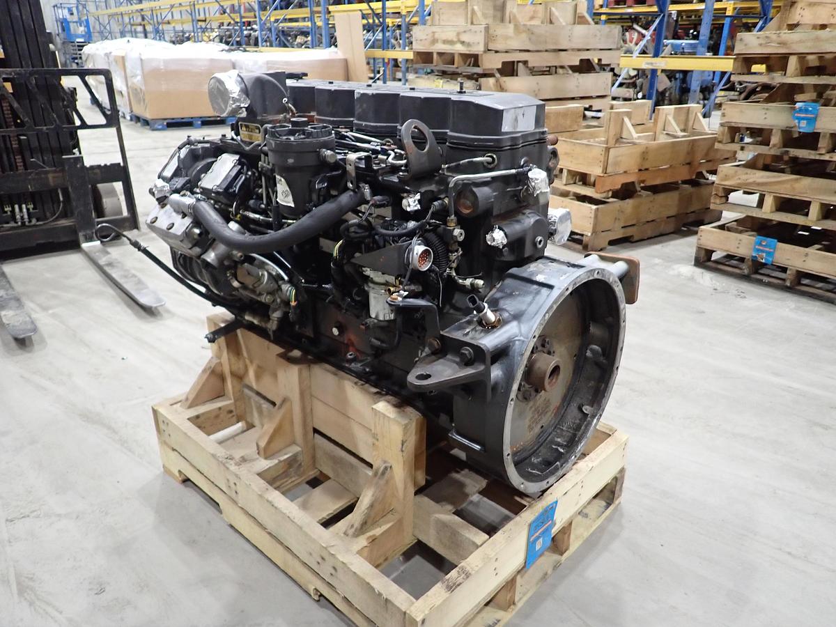 Used 2000 Cummins ISB 5.9 Turbo Diesel Engine CM550